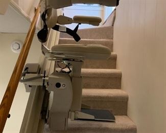 #222	chair lift by Bruno  CRE2110 Elite curved custom rail stairlift with curved on bottom seating for the chair . Straight chanel is 29 inches top 105 straight down and then curved at bottom.	 $300.00 
