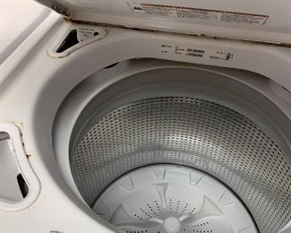 #269	Maytag Bravos quiet series washer and dryer no agitator	$500 
