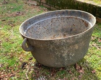 #290	Large cast iron pot 18 x 12 on feet no holes	 $100.00 
