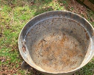 #290	Large cast iron pot 18 x 12 on feet no holes	 $100.00 
