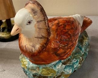 Hen on nest lidded dish 