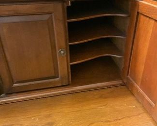 Pennsilvania House flip top desk