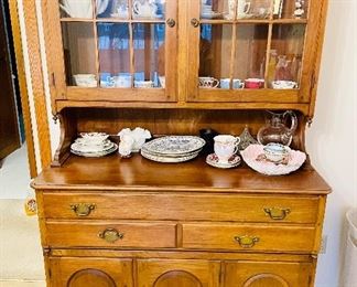 Antique Pennsylvania House Hutch 