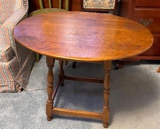 Small antique side table 