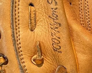 vintage baseball mits 