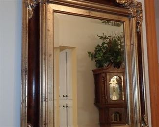 ORNATE MIRROR