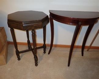 CHERRY SIDE TABLES