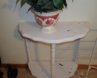 SIDE TABLE WHITE