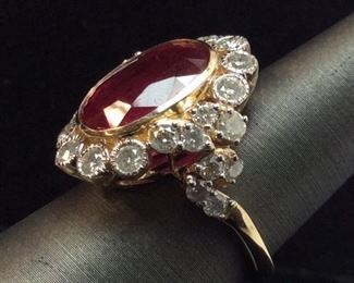 14KT YELLOW GOLD RUBY & DIAMOND RING, SIZE 7, 11.74ct RUBY, 1.71ct DIAMONDS, 8.2g, IAS APPRAISAL $6490,