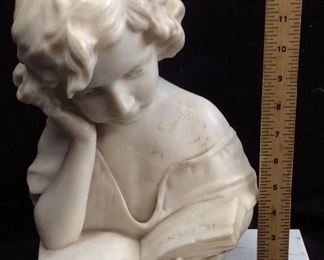 MARBLE BUST GIRL READING