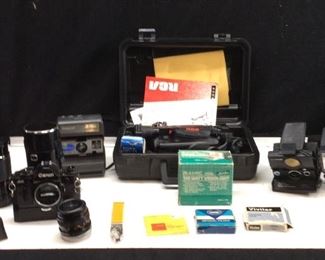 VINTAGE CAMERA COLLECTION CANON 35mm