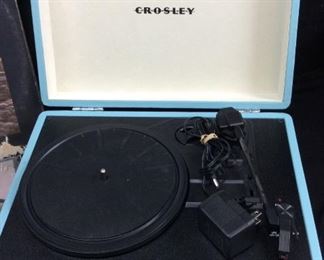 CROSSLEY RECORD PLAYER & VTG ALBUMS