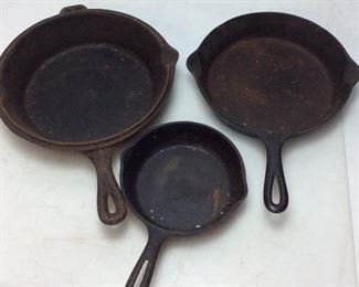 3 VINTAGE CAST IRON PANS