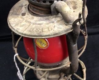 VINTAGE DEITZ NAVY OIL LANTERN
