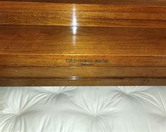 Grinnell Bros. piano, Detroit