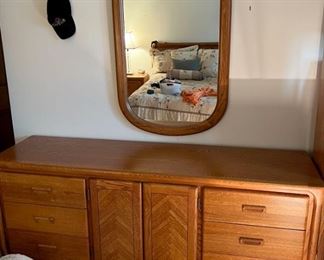 Link-Taylor "Malibu full bedroom set...dresser with mirror