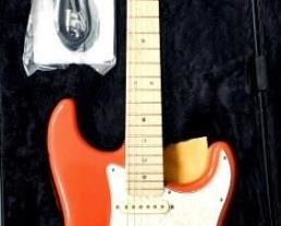 Fender 60th Ann. Commemorative Stratocaster