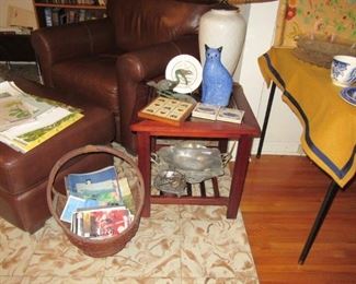 Witty viw 2 of chair and corner table