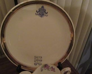 Witty serving pieces