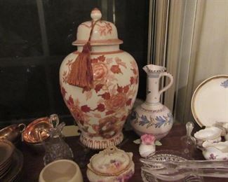 Witty large ginger jar