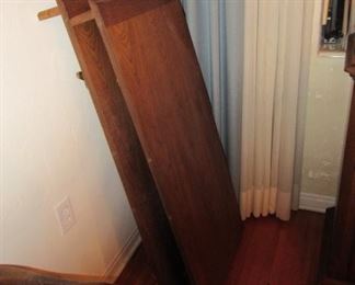 Witty dinging room table leaves