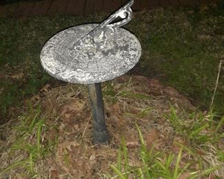 Sun Dial Yard Ornament - Does not work at night