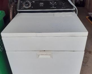 Whirlpool Electric Clothes Dryer