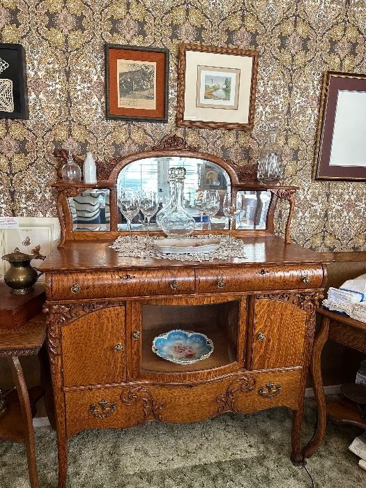 Amazing Antique and Vintage Estate Sale starts on 2/17/2023