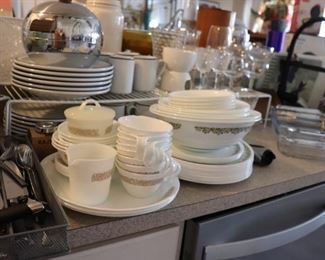 Vintage Corelle Ware Woodland Brown and Spring Blossom Greem 