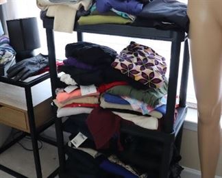 Tons of clothes for size 2 to 22  