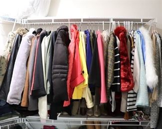 Tons of clothes for size 2 to 22  