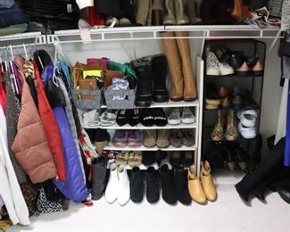 Tons of clothes for size 2 to 22  