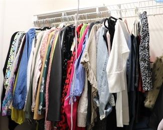 Tons of clothes for size 2 to 22  