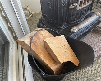 Firewood bucket