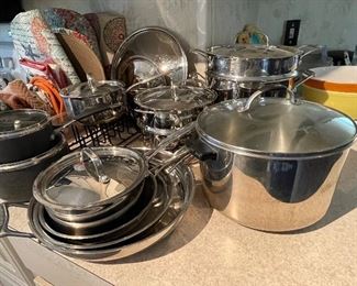 Cuisinart Pots and Pans set