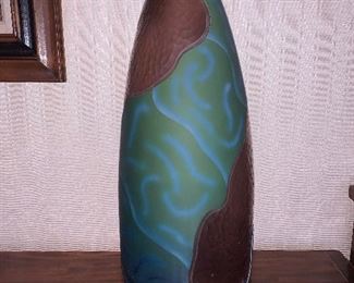Australian David Hay original signed glass vessel "Space Between" certificate of authenticity provided