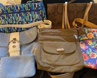 110 Coach Baggallini Vera Bradley More