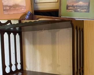 115 Wood Shelves and Washington Historical Prints