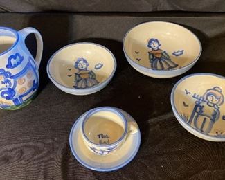 139 MA Hadley Pottery