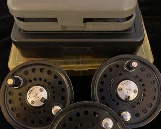 192 3 System Two L Spare Spools LOTS of Flies