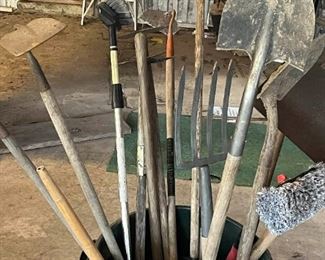 309 Garbage Can Full of Yard Tools
