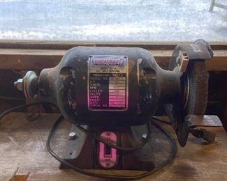 322 Duracraft Bench Grinder