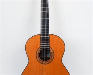 Spanish Jose Ramirez R2 Classical Acoustic 4/4 Guitar and Hard Case