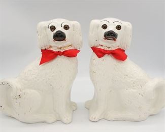 Antique Pair 19c English Staffordshire Pottery Spaniel Dog Figurines