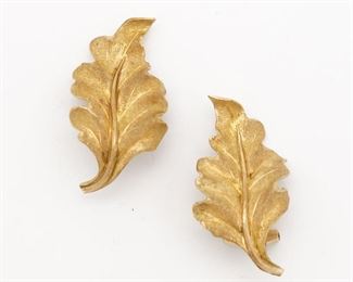 Vintage Italian Designer Buccellati 18K Gold Leaf Motif Earrings w Orig Folder