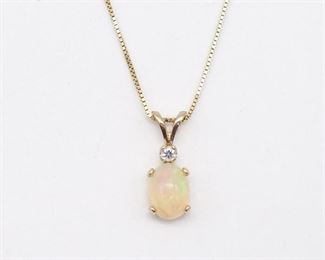Fine 14K Gold Opal Cabochon Diamond Pendant Necklace