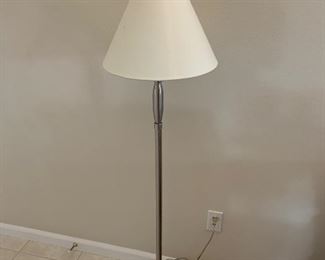 Floor lamp