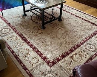 8” x 11’ area rug