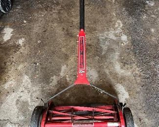 Push grass cutter