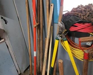 Many garden tools 